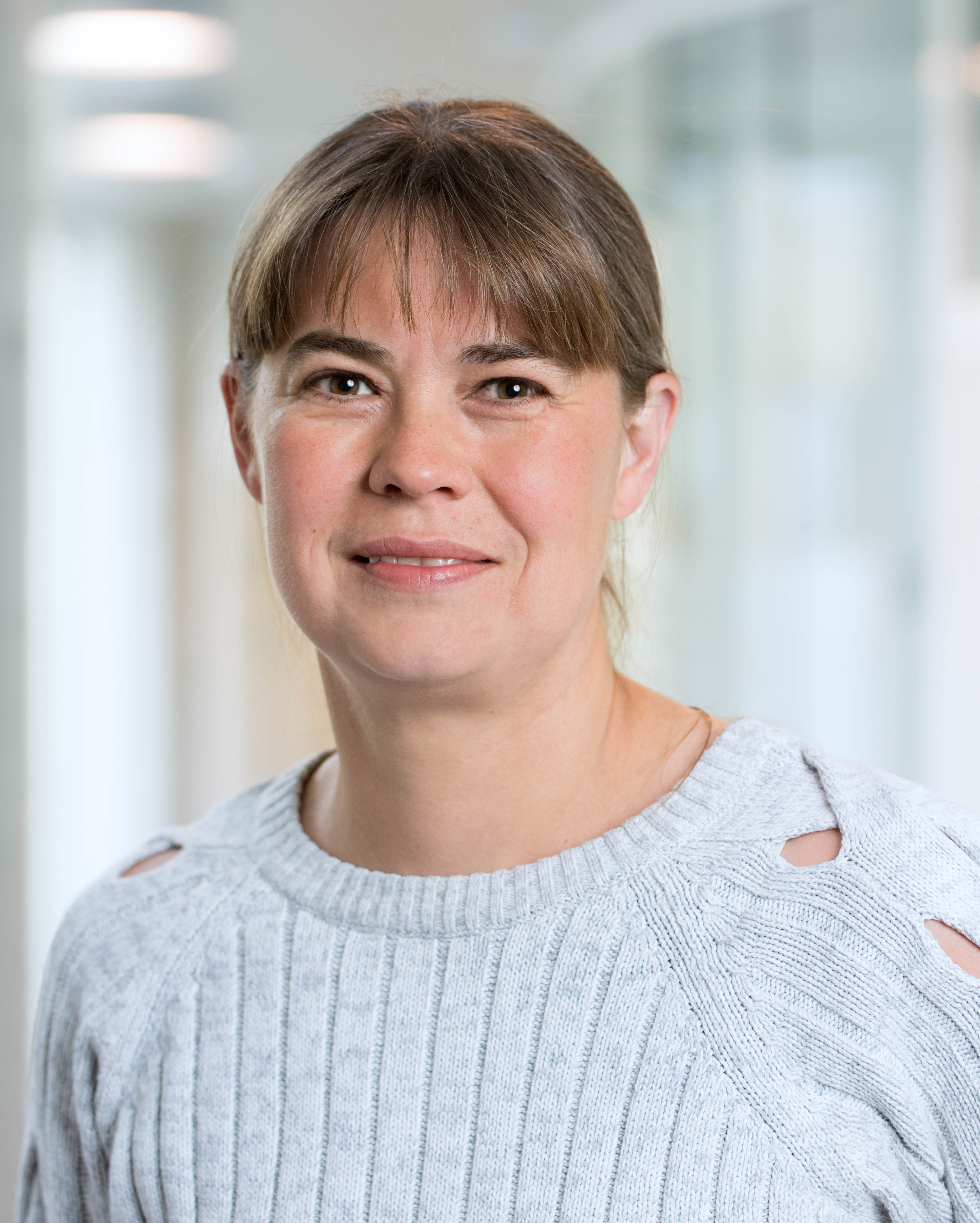 Anja Olsen er ny professor på Institut for Folkesundhed. Hun varetager fortsat sin stilling som gruppeleder i Kræftens Bekæmpelse sideløbende med professorjobbet i Aarhus. Foto: Tomas Bertelsen. Anja Olsen er ny professor på Institut for Folkesundhed. Hun varetager fortsat sin stilling som gruppeleder i Kræftens Bekæmpelse sideløbende med professorjobbet i Aarhus. Foto: Tomas Bertelsen.